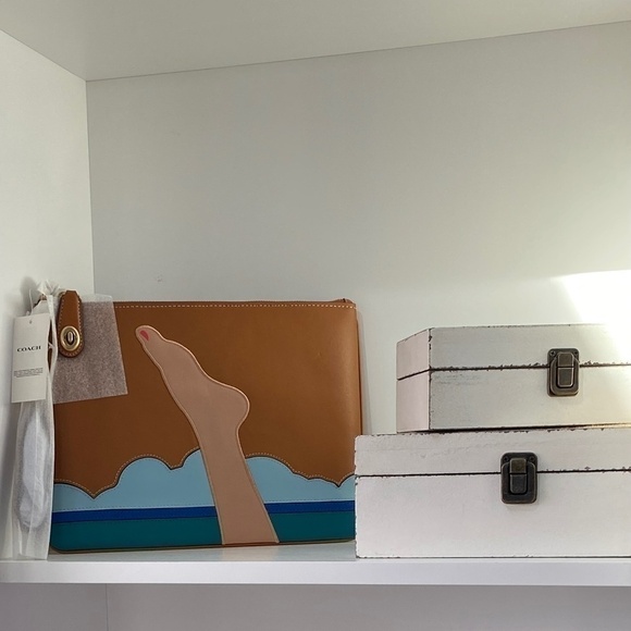 Coach EXTRA LARGE Rogue Turnlock Clutch/wristlet NWT - Picture 3 of 10